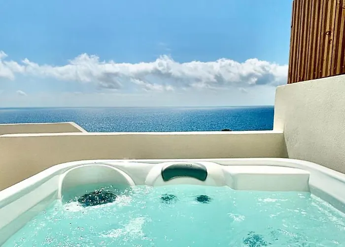 Canella Aparthotel 4*